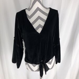 Lavender Field Women’s Size Small Bell Sleeve Top V-Neck With Tie Black Velvet